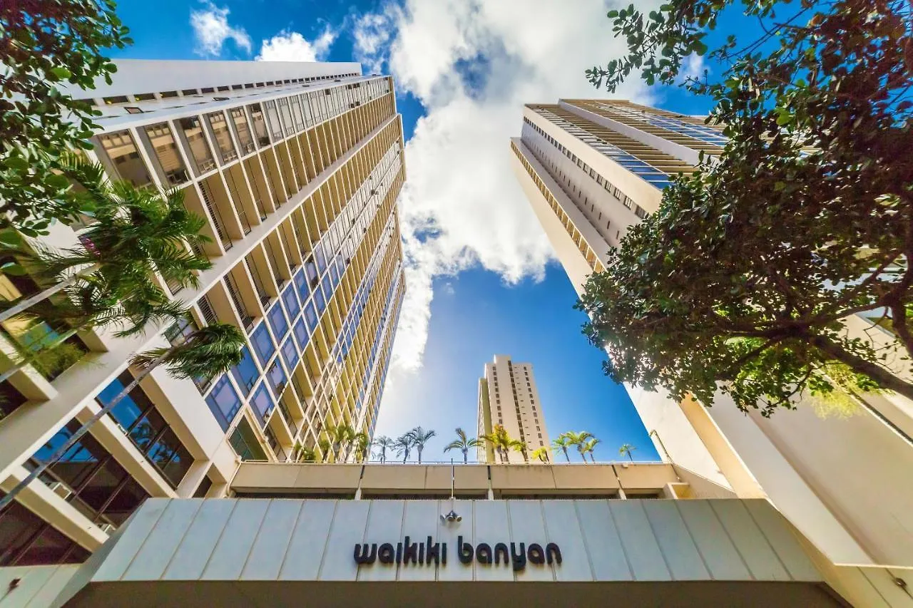 Cozy Waikiki Getaway, Stroll To Beach With Free Parking Honolulu Apartment